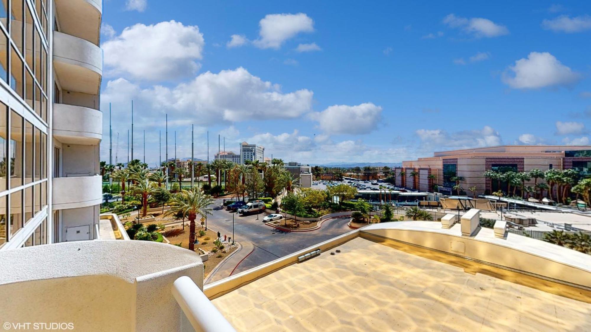 Lady Luck'S Vista - Private Balcony - Full Kitchen - Two Full Baths - Jetted Tub - Full Mgm Grand Resort Access W No Resort Fee At Mgm Signature Las Vegas Zewnętrze zdjęcie